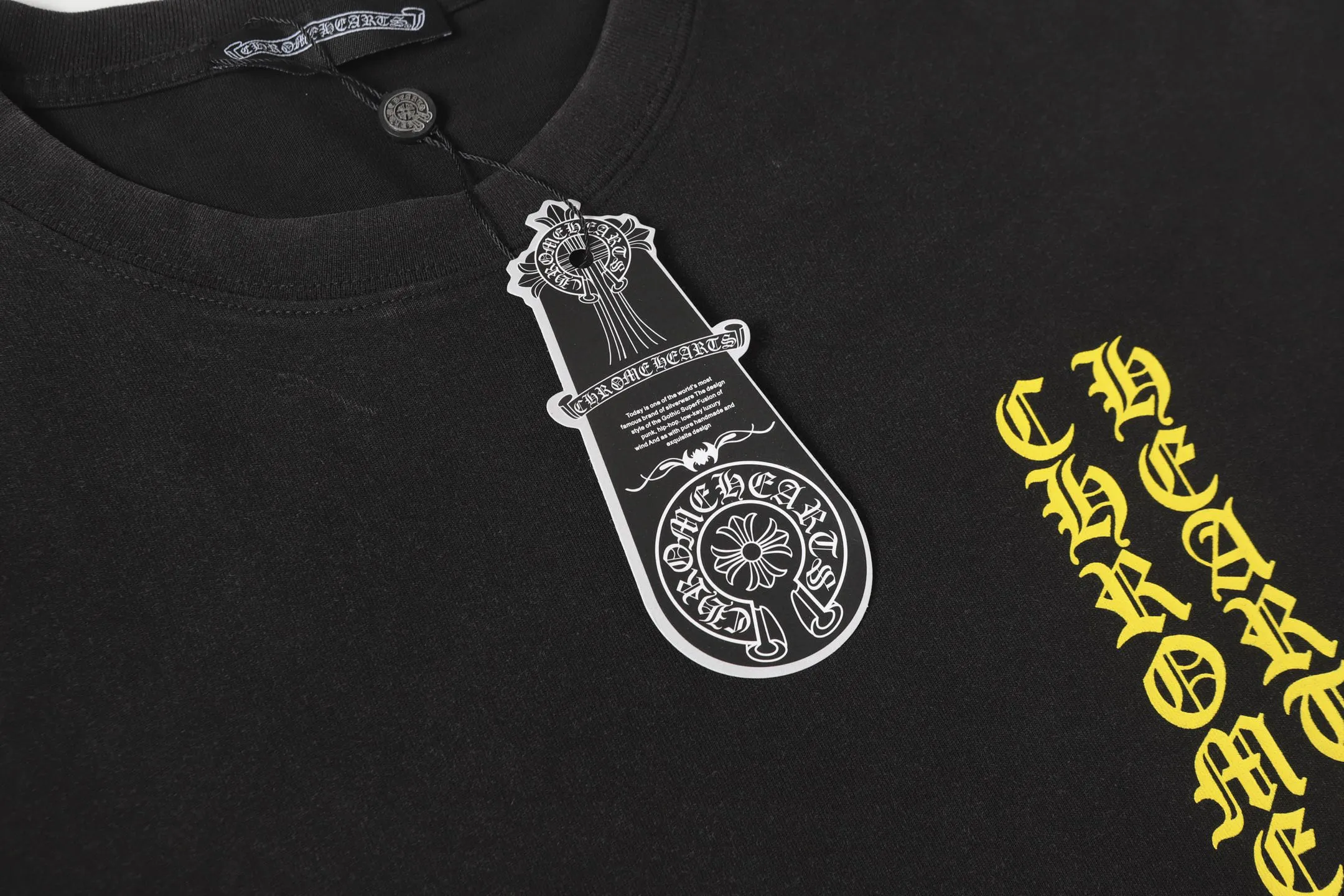 🅿️180 Chrome hearte/Chrome heart ch 25ss early spring new Sanskrit logo washed T-shirt short sleeves. A must-have item for daily commuting for men and women in light luxury. The correct version is welcome to compare. Detailed features ·280g 100% cotton double yarn jersey fabric ·Special thickened 32 pieces of double-strand 1x1 thread in the same vat ·Double-needle cross-stitch technology ·Original main mark washed hangtag COLOUR: Washed black SIZE：xs-l